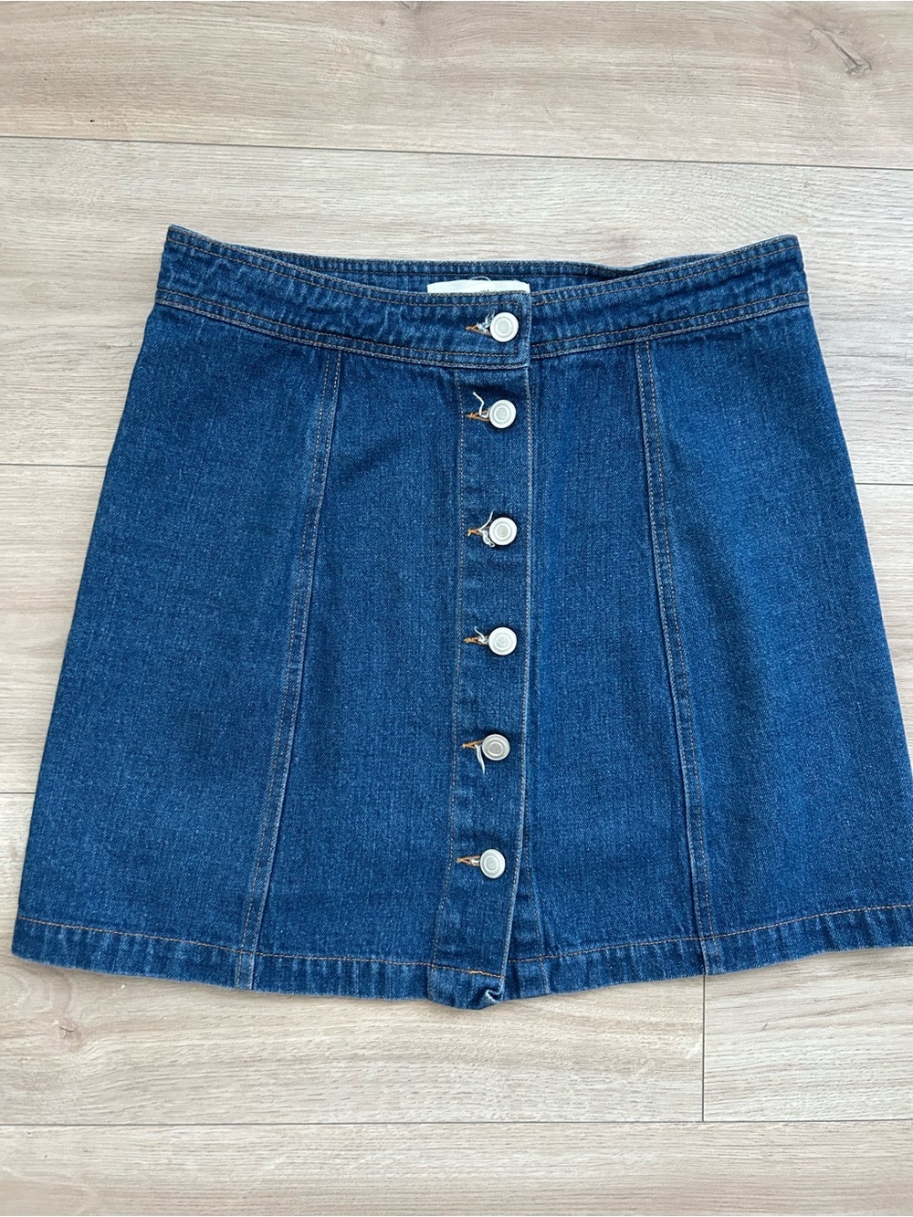 Sans Souci Dark Blue Button-Front Denim Mini Skirt - Picture 2 of 4
